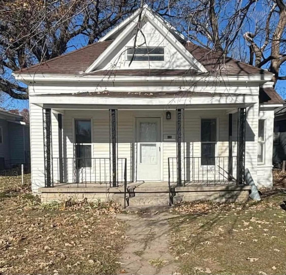 630 E 6th Ave, photo 2